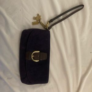 Gorgeous Coach clutch in dark purple suede 💜